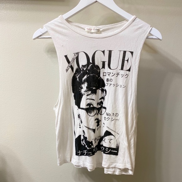 a'gaci Tops - Black and White Audrey Hepburn Print Tank